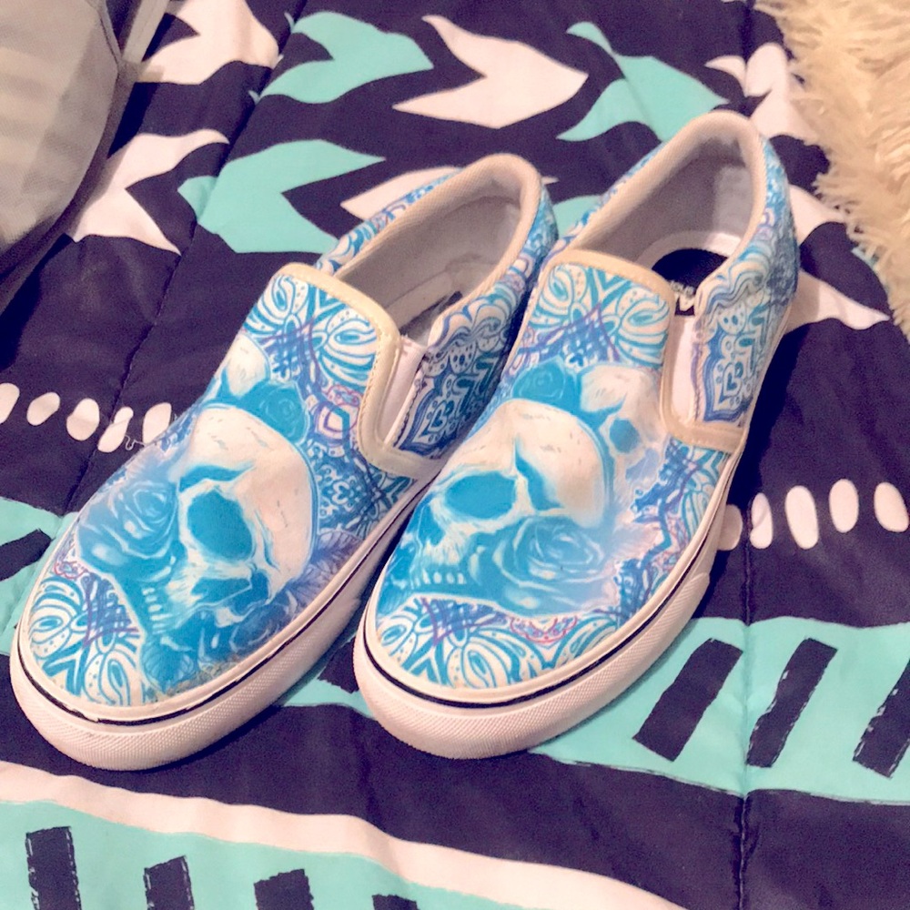 Radd canvas slip ons